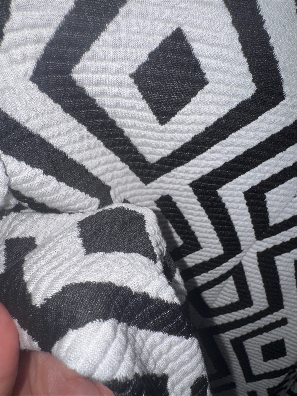Chico’s - Black & White Geometric Textured Jacket – Size 2 (Large) - Picture 16 of 16